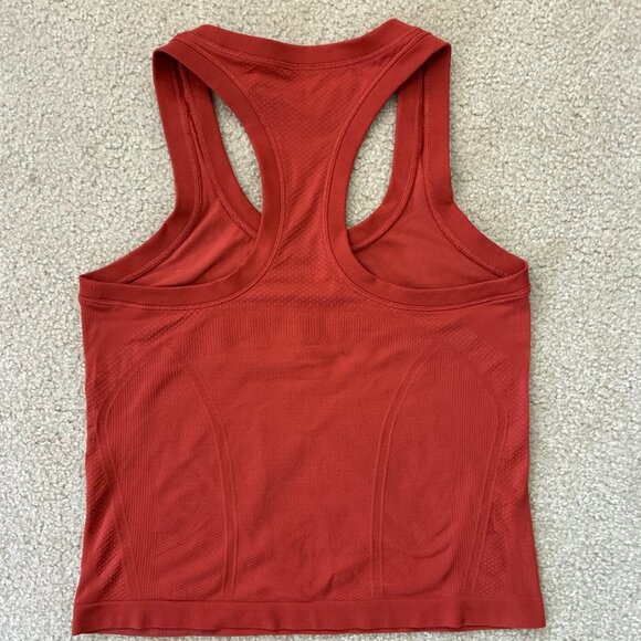 NWOT Athleta Momentum Tank Top - Picture 3 of 5